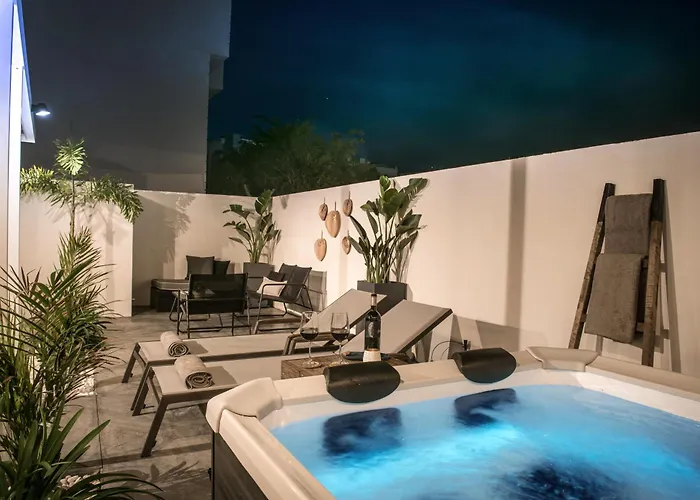 Icos 1 Hersonissos (Crete)