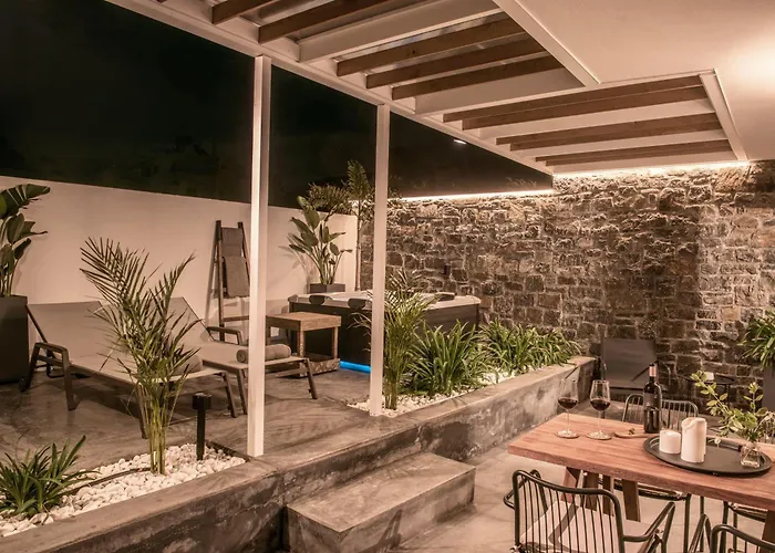 Icos 1 Hersonissos (Crete)